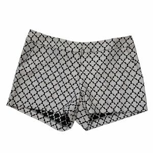 Kensie | Black and White Geometric Print Shorts